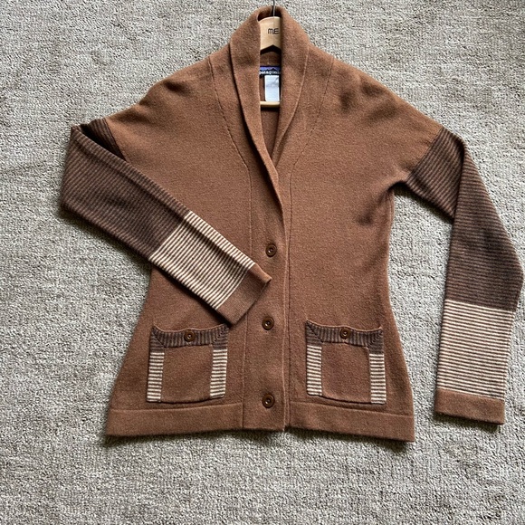Vintage Patagonia Women’s Cardigan - Picture 2 of 6